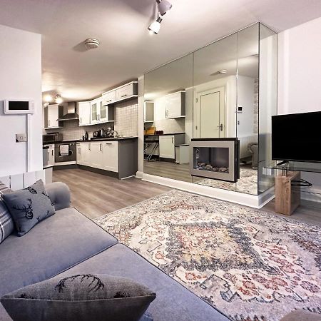 Chic Apartment In Mayfair Londres Extérieur photo