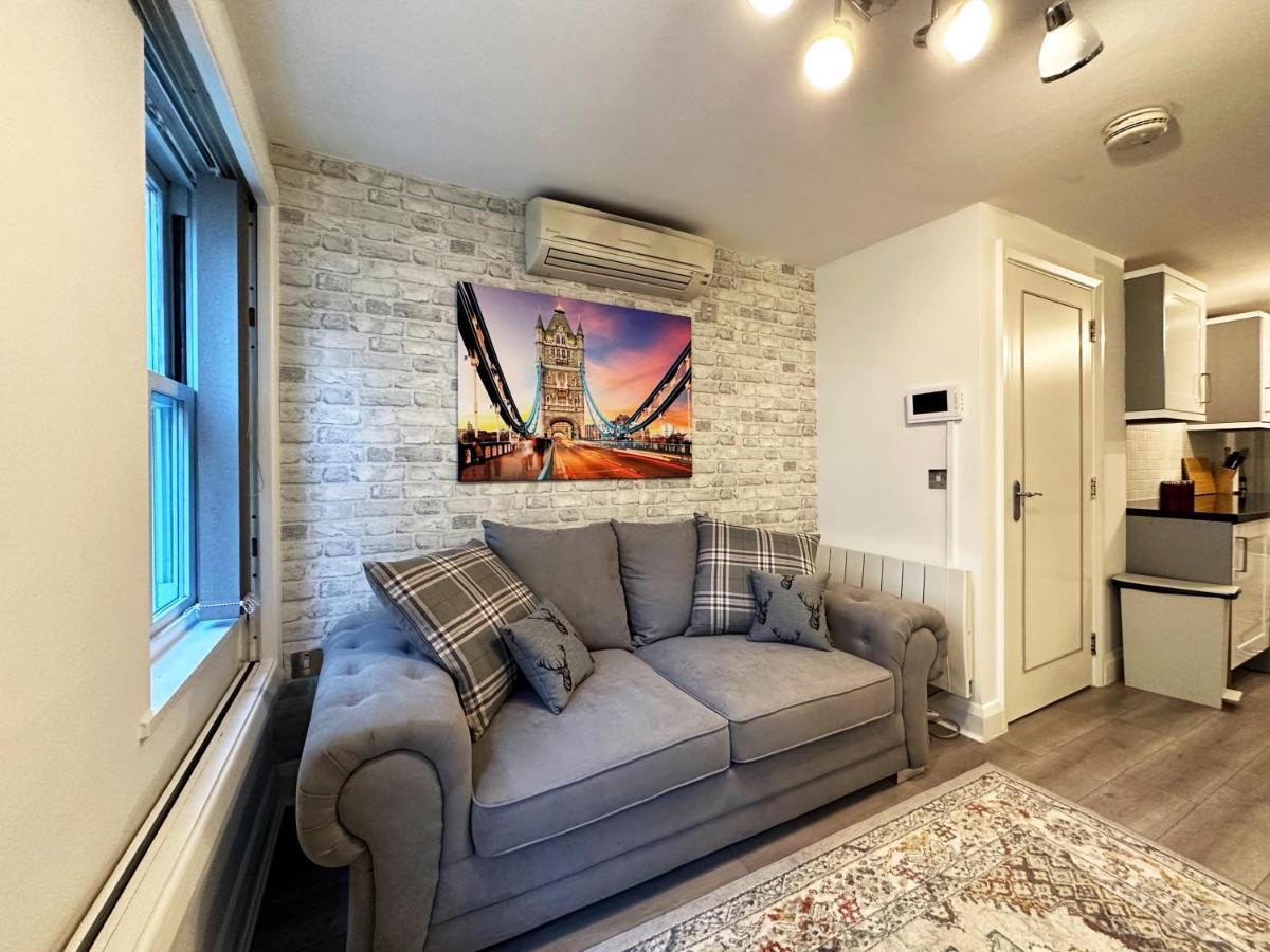 Chic Apartment In Mayfair Londres Extérieur photo