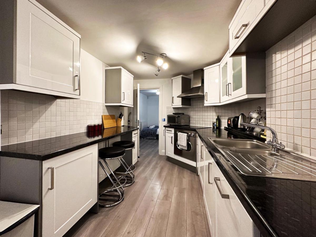 Chic Apartment In Mayfair Londres Extérieur photo