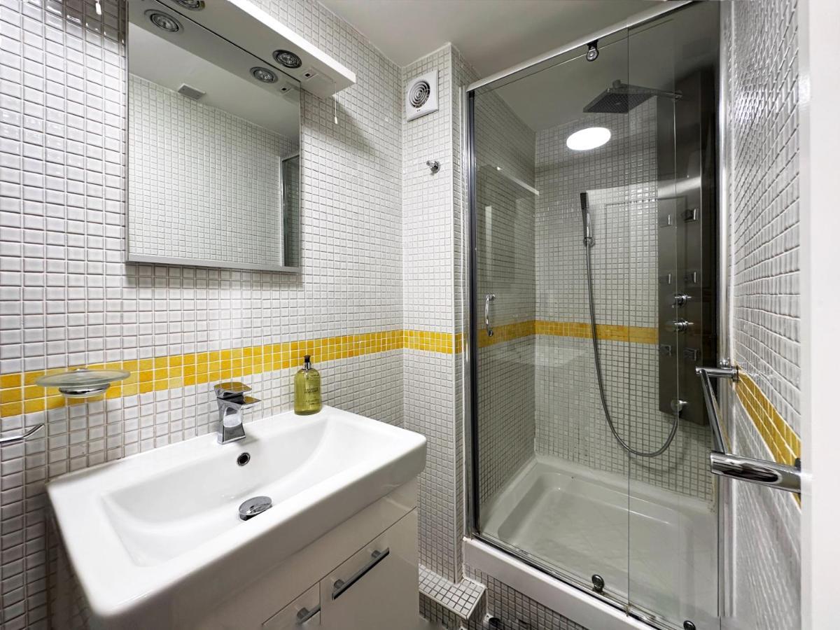 Chic Apartment In Mayfair Londres Extérieur photo